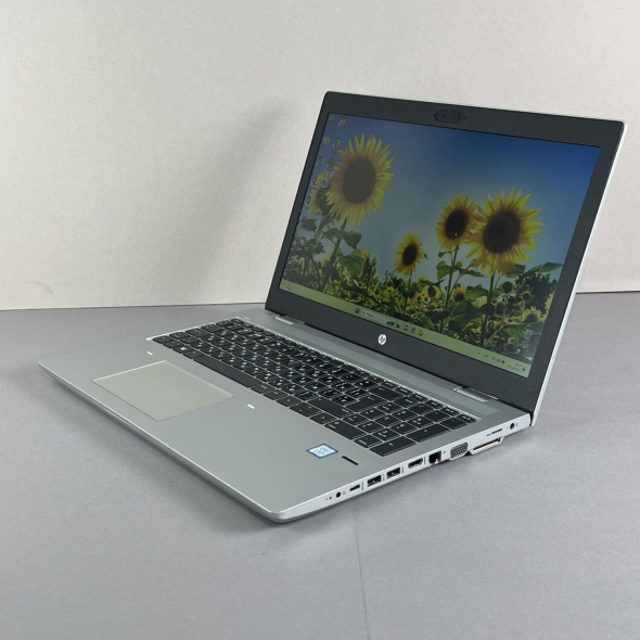 Ноутбук HP ProBook 650 G4 / 15.6&quot; (1920x1080) TN / Intel Core i5-8250U (4 (8) ядра по 1.6 - 3.4 GHz) / 8 GB DDR4 / 256 GB SSD / Intel HD Graphics 620 / WebCam - 6