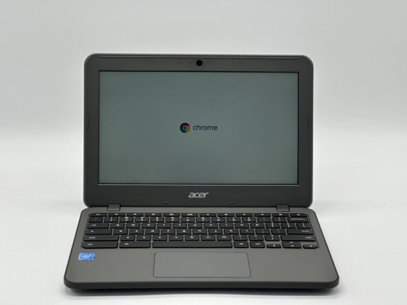 Нетбук Acer Chromebook 11 N7 C731-C8VE / 11.6&quot; (1366x768) TN / Intel Celeron N3060 (2 ядра по 1.6 - 2.48 GHz) / 4 GB DDR3 / 16 GB eMMC / Intel HD Graphics 400 / WebCam - 2