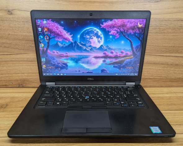 Ультрабук Б-класс Dell Latitude 5480 / 14&quot; (1366x768) TN / Intel Core i5-7200U (2 (4) ядра по 2.5 - 3.1 GHz) / 8 GB DDR4 / 256 GB SSD / Intel HD Graphics 620 / WebCam / Windows 10 - 2