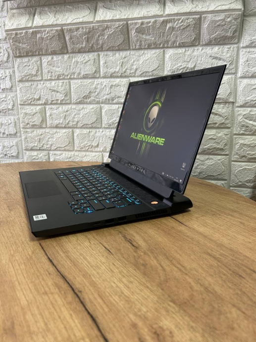 Игровой ноутбук Dell Alienware m15 R4 / 15.6&quot; (1920x1080) IPS / Intel Core i7-10870H (8 (16) ядер по 2.2 - 5.0 GHz) / 16 GB DDR5 / 512 GB SSD NVMe / nVidia GeForce RTX 3070, 8 GB GDDR6, 256-bit / WebCam - 5