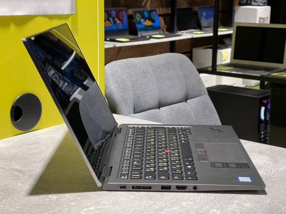 Ноутбук-трансформер Lenovo ThinkPad X13 Yoga G1 / 13.3&quot; (1920x1080) IPS Touch / Intel Core i7-10510U (4 (8) ядра по 1.8 - 4.9 GHz) / 8 GB DDR4 / 240 GB SSD / Intel UHD Graphics / WebCam - 3