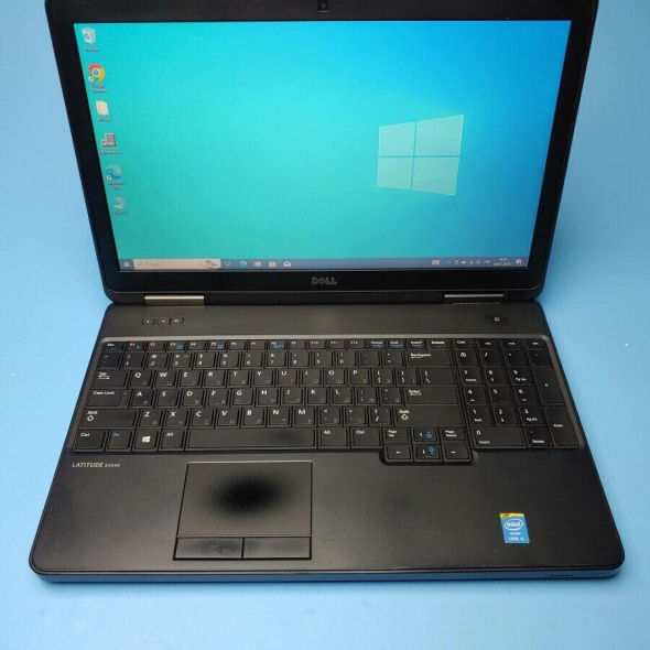 Ноутбук Dell Latitude E5540 / 15.6&quot; (1366x768) TN / Intel Core i5-4200U (2 (4) ядра по 1.6 - 2.6 GHz) / 8 GB DDR3 / 480 GB SSD / Intel HD Graphics 4400 / WebCam / DVD-ROM / Win 10 Pro - 8