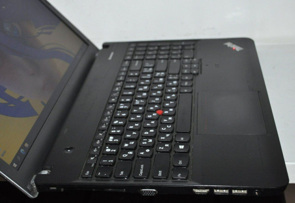 Ноутбук Б-класс Lenovo ThinkPad E540 / 15.6&quot; (1366x768) TN / Intel Core i3-4000M (2 (4) ядра по 2.4 GHz) / 8 GB DDR3 / 120 GB SSD NEW / Intel HD Graphics 4600 / WebCam / DVD-ROM / Windows 10 Pro - 6