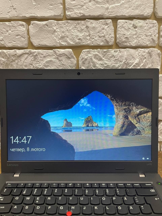 Ноутбук Lenovo ThinkPad L470 / 14&quot; (1366x768) TN / Intel Core i5-7300U (2 (4) ядра по 2.6 - 3.5 GHz) / 8 GB DDR4 / 240 GB SSD NEW / Intel HD Graphics 620 / WebCam / Windows 10 - 3