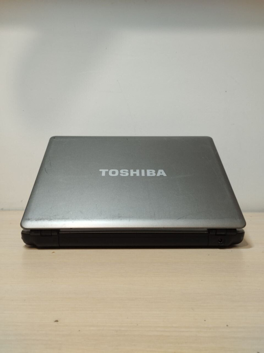 Ноутбук Toshiba Satellite Pro U400-24H / 13.3&quot; (1280x800) TN / Intel Core 2 Duo T5870 (2 ядра по 2.0 GHz) / 4 GB DDR2 / 120 GB SSD / Intel GMA X3100 Graphics / WebCam / Без АКБ - 7