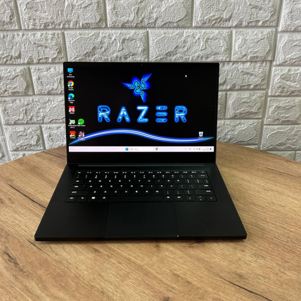 Игровой ноутбук Razer Blade 14 RZ09-0370 / 14&quot; (2560x1440) IPS / AMD Ryzen 9 6900HX (8 (16) ядер по 3.3 - 4.9 GHz) / 16 GB DDR5 / 1000 GB SSD / nVidia GeForce RTX 3070 Ti, 8 GB GDDR6X, 256-bit / WebCam - 2