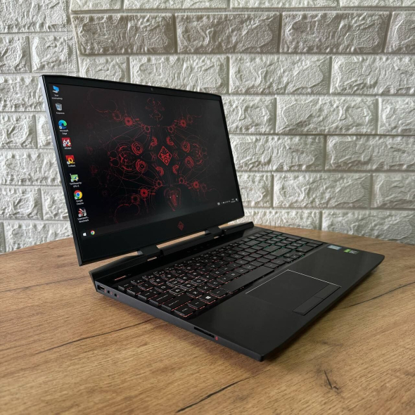 Игровой ноутбук HP Omen 15-dc1040nr / 15.6&quot; (1920x1080) IPS / Intel Core i7-8750H (6 (12) ядра по 2.2 - 4.1 GHz) / 16 GB DDR4 / 128 GB SSD M.2 + 1000 GB HDD / nVidia GeForce RTX 2070 Max-Q, 8 GB GDDR6, 256-bit / WebCam - 4