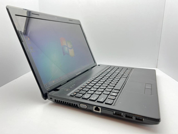 Ноутбук Б-класс Lenovo G575 / 15.6&quot; (1366x768) TN / AMD E-300 (2 ядра по 1.3 GHz) / 4 GB DDR3 / 250 GB HDD / AMD Radeon HD 7370M, 1 GB DDR2, 64-bit / WebCam - 3