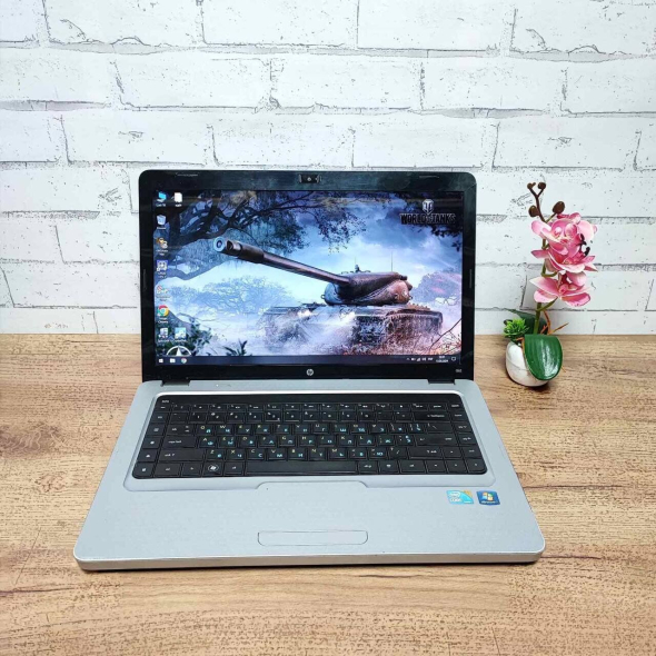 Ноутбук Б-класс HP G62 / 15.6&quot; (1366x768) TN / Intel Core i5-460M (2 (4) ядра по 2.53 - 2.8 GHz) / 4 GB DDR3 / 120 GB SSD / Intel HD Graphics / WebCam / VGA / АКБ - 2