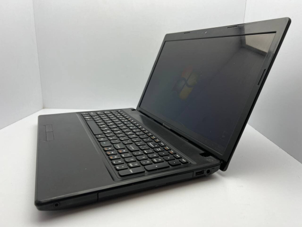 Ноутбук Lenovo Ideapad G585 / 15.6&quot; (1366x768) TN / AMD E-300 (2 ядра по 1.3 GHz) / 4 GB DDR3 / 320 GB HDD / ATI Radeon 6310 Graphics / WebCam - 4