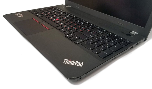 Ноутбук Б-класс Lenovo ThinkPad E565 / 15.6&quot; (1366x768) TN / AMD A6-8500P (2 ядра по 1.6 - 3.0 GHz) / 8 GB DDR3 / 240 GB SSD / AMD Radeon R5 Graphics / WebCam - 4