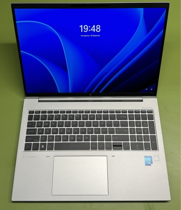 Ноутбук HP EliteBook 860 G9 / 16&quot; (1920x1200) IPS / Intel Core i5-1250P (12 (16) ядер по 3.3 - 4.4 GHz) / 16 GB DDR4 / 256 GB SSD M.2 / Intel Iris Xe Graphics / WebCam / HDMI - 2