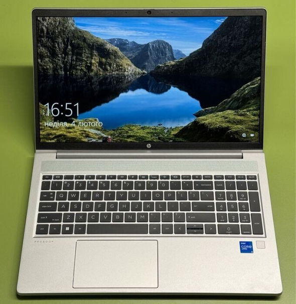 Ноутбук HP ProBook 650 G8 / 15.6&quot; (1920x1080) IPS / Intel Core i5-1145G7 (4 (8) ядра по 4.4 GHz) / 16 GB DDR4 / 256 GB SSD M.2 / Intel Iris Xe Graphics / WebCam / HDMI - 2