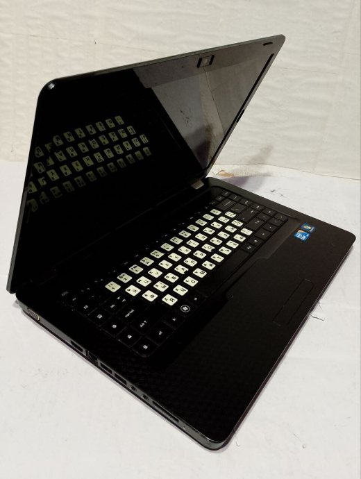 Ноутбук HP G62-a11SD / 15.6&quot; (1366x768) TN / Intel Core i3-350M (2 (4) ядра по 2.26 GHz) / 4 GB DDR2 / 500 GB HDD / Intel HD Graphics / WebCam - 4