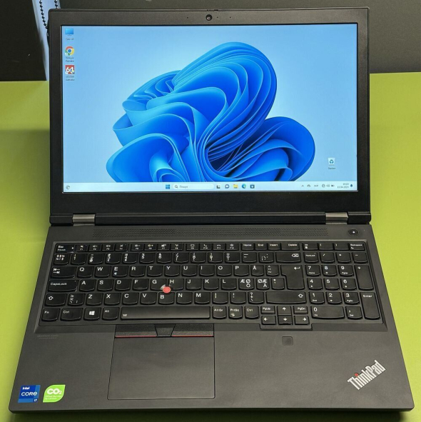 Ноутбук рабочая станция Lenovo Thinkpad P15 Gen2 / 15.6&quot; (1920x1080) IPS / Intel Core i7-11800H (8 (16) ядер по 2.3 - 4.6 GHz) / 16 GB DDR4 / 512 GB SSD / nVidia Quadro T1200, 4 GB GDDR6, 128-bit / WebCam / Fingerprint - 2