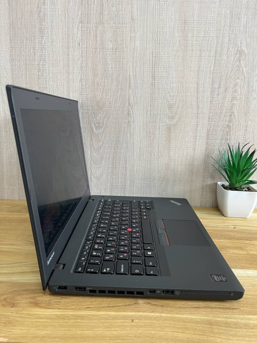 Ультрабук Lenovo ThinkPad T450 / 14&quot; (1600x900) TN / Intel Core i5-5300U (2 (4) ядра по 2.3 - 2.9 GHz) / 8 GB DDR3 / 128 GB SSD / Intel HD Graphics 5500 / WebCam - 5