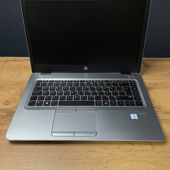 Ноутбук HP EliteBook 840 G4 / 14&quot; (1920x1080) TN Touch / Intel Core i5-7300U (2 (4) ядра по 2.6 - 3.5 GHz) / 8 GB DDR4 / 256 GB SSD / Intel HD Graphics 620 / WebCam - 3