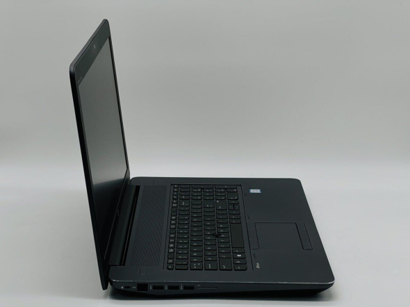 Мобильная рабочая станция HP ZBook 17 G3 / 17.3&quot; (1600x900) TN / Intel Core i7-6700HQ (4 (8) ядра по 2.6 - 3.5 GHz) / 16 GB DDR4 / 240 GB SSD / AMD FirePro W6150M, 4 GB GDDR5, 128-bit / WebCam - 3