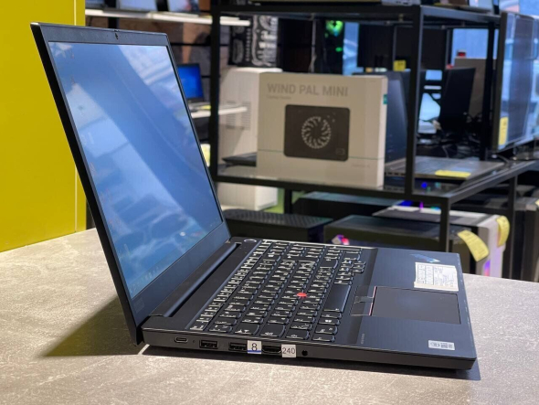 Ноутбук Lenovo ThinkPad E15/ 15.6 &quot; (1920x1080) IPS / Intel Core i5-10210u (4 (8) ядра по 1.6 - 4.2 GHz) / 16 GB DDR4 / 512 GB SSD / Intel UHD Graphics / WebCam - 3