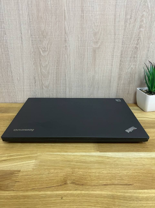 Ультрабук Lenovo ThinkPad T450 / 14&quot; (1600x900) TN / Intel Core i5-5300U (2 (4) ядра по 2.3 - 2.9 GHz) / 8 GB DDR3 / 256 GB SSD / Intel HD Graphics 5500 / WebCam / Fingerprint - 7