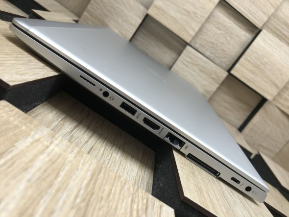 Ультрабук Б-клас HP EliteBook 840 G6 / 14&quot; (1920x1080) IPS / Intel Core i7 - 8665u (4 (8) ядра по 1.9-4.8 GHz) / 8 GB DDR4 / 256 GB SSD M. 2 / Intel UHD Graphics 620 / WebCam / Fingerprint / HDMI - 6