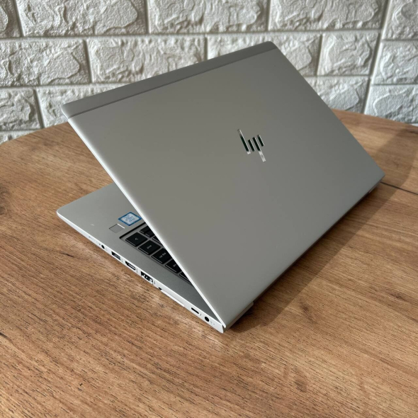 Ультрабук HP EliteBook 840 G6 / 14&quot; (1920x1080) IPS / Intel Core i5-8250U (4 (8) ядра по 1.6 - 3.4 GHz) / 12 GB DDR4 / 512 GB SSD / Intel UHD Graphics 620 / WebCam - 6