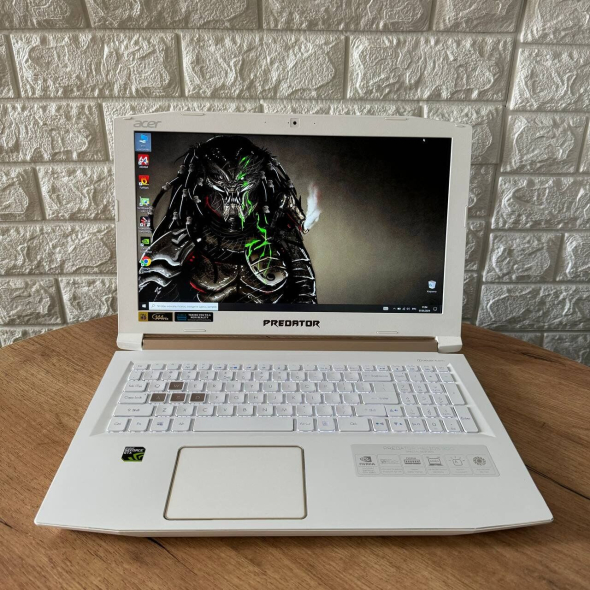Ігровий ноутбук Acer Predator Helios 300 PH315 - 51 White/ 15.6 &quot; (1920x1080) IPS / Intel Core i7-7700HQ (4 (8) ядра по 2.8 - 3.8 GHz) / 16 GB DDR4 / 480 GB SSD / nVidia GeForce GTX 1060, 6 GB GDDR5, 192-bit / WebCam - 2