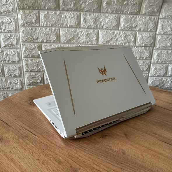 Ігровий ноутбук Acer Predator Helios 300 PH315 - 51 White/ 15.6 &quot; (1920x1080) IPS / Intel Core i7-7700HQ (4 (8) ядра по 2.8 - 3.8 GHz) / 16 GB DDR4 / 480 GB SSD / nVidia GeForce GTX 1060, 6 GB GDDR5, 192-bit / WebCam - 6