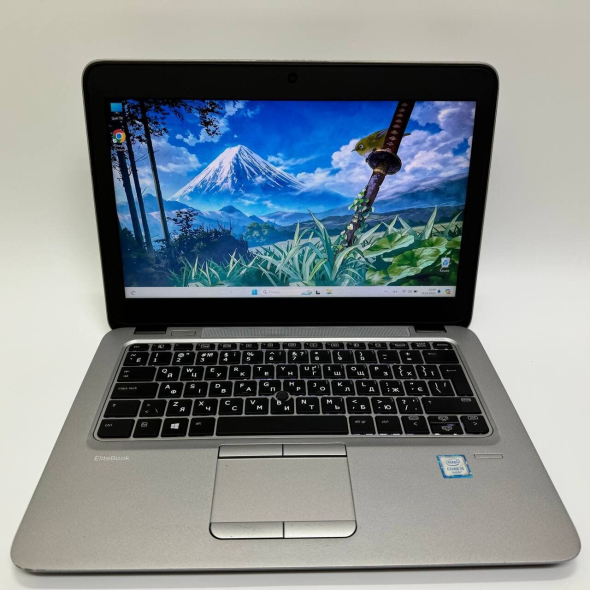 Нетбук Б-класс HP EliteBook 820 G3 / 12.5&quot; (1366x768) TN / Intel Core i5-6200U (2 (4) ядра по 2.3 - 2.8 GHz) / 16 GB DDR4 / 256 GB SSD M.2 / Intel HD Graphics 520 / WebCam / Sim card - 2