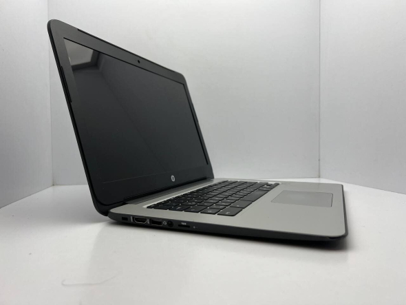 Ноутбук HP Chromebook 14 G4 / 14&quot; (1366x768) TN / Intel Celeron N2840 (2 ядра по 2.16 - 2.58 GHz) / 2 GB DDR3 / 32 GB eMMC / Intel HD Graphics / WebCam - 3