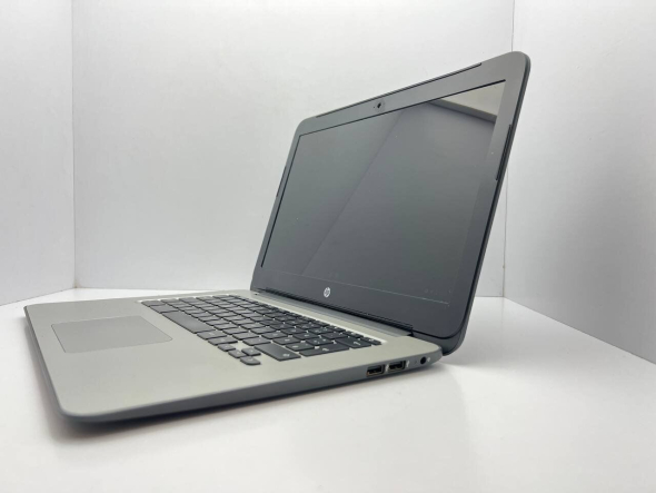 Ноутбук HP Chromebook 14 G4 / 14&quot; (1366x768) TN / Intel Celeron N2840 (2 ядра по 2.16 - 2.58 GHz) / 2 GB DDR3 / 32 GB eMMC / Intel HD Graphics / WebCam - 4