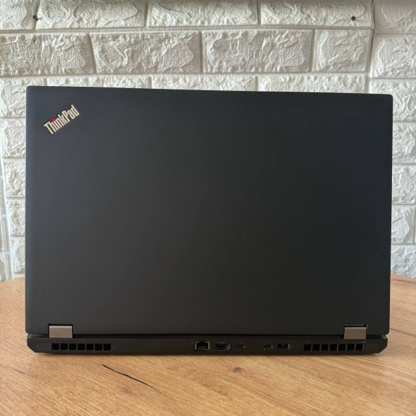 Мобільна робоча станція Б-клас Lenovo ThinkPad P52 / 15.6&quot; (3840x2160) IPS Touch / Intel Xeon E - 2176m (6 (12) ядер по 2.7-4.4 GHz) / 16 GB DDR4 / 500 GB SSD / nVidia Quadro P2000, 3.75 GB GDDR5, 128-bit / WebCam - 3