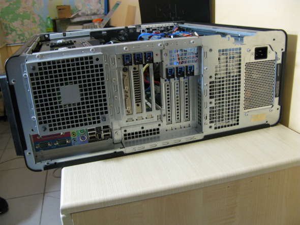 Сервер Dell Precision 690 - 3