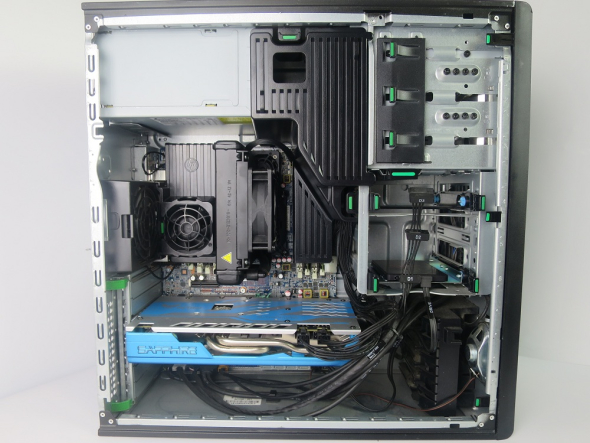 Сервер WORKSTATION HP Z420 6xCORE XEON E5-1650 3.2Ghz 32DDR3 500GB HDD 240 GB SSD + Radeon RX 580 8GB - 4