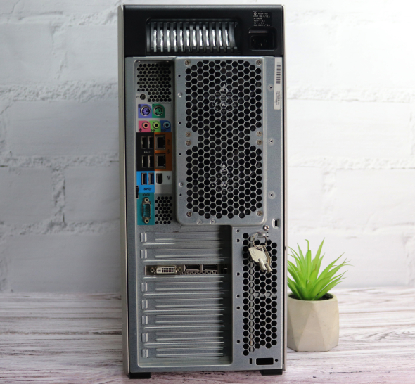 Рабочая станция HP WorkStation Z820 Intel Xeon E5-2640 32Gb RAM 512Gb SSD - 3