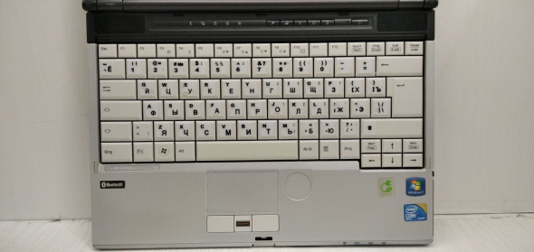 Ноутбук Б-клас Fujitsu LifeBook S760 / 13&quot; (1366x768) TN / Intel Core i5-520M (2 (4) ядра по 2.4 - 2.93 GHz) / 4 GB DDR3 / 120 GB SSD / Intel HD Graphics - 3