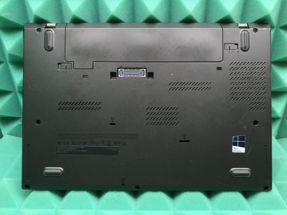 Ультрабук Б-класс Lenovo Thinkpad T450s / 14'' (1600x900) TN / Intel Core i5-5300U (2 (4) ядра по 2.3 - 2.9 GHz) / 8 GB DDR3 / 128 GB SSD / Intel HD Graphics 5500 / WebCam / miniDP - 6