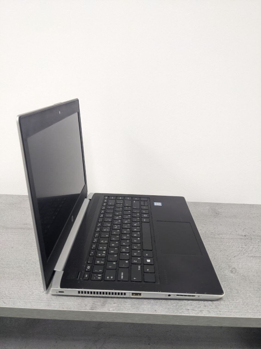 Ноутбук Б-класс HP ProBook 430 G5 / 13.3&quot; (1920x1080) IPS / Intel Core i3-8130U (2 (4) ядра по 2.2 - 3.4 GHz) / 8 GB DDR4 / 120 GB SSD / Intel HD Graphics 620 / WebCam / HDMI - 4