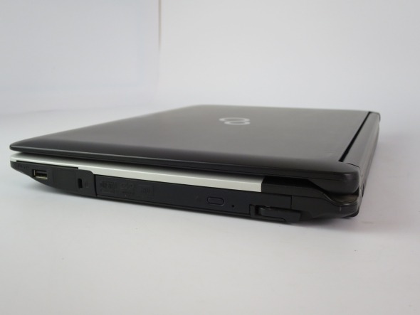 Ноутбук 14&quot; Fujitsu LifeBook S710 Intel Celeron P4500 4Gb RAM 160Gb HDD - 3
