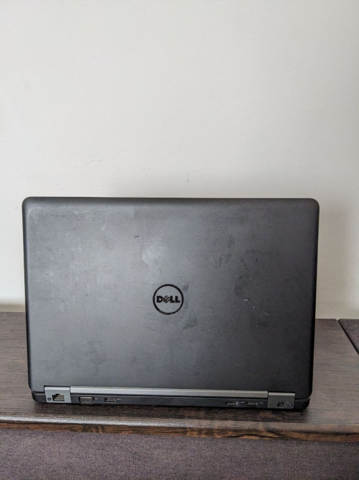 Ноутбук Dell Latitude E5450 / 14&quot; (1366x768) TN / Intel Core i5-5300U (2 (4) ядра по 2.3 - 2.9 GHz) / 8 GB DDR3 / 120 GB SSD / Intel HD Graphics 5500 / WebCam - 6