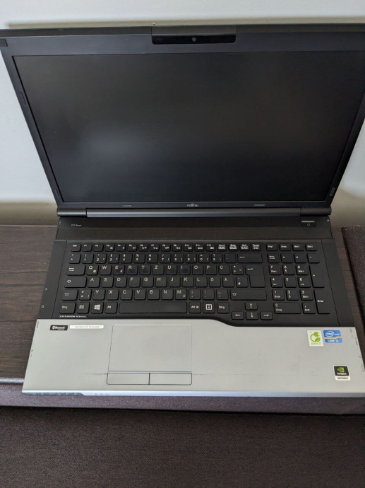 Ноутбук Fujitsu Lifebook N532 / 17.3&quot; (1600x900) TN / Intel Core i5-3230M (2 (4) ядра по 2.6 - 3.2 GHz) / 4 GB DDR3 / 120 GB SSD / nVidia GeForce GT 620M, 1 GB DDR3, 64-bit / WebCam / USB 3.0 / HDMI - 3