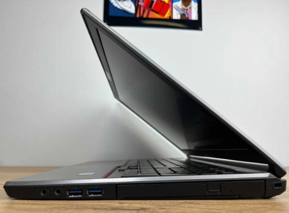 Ноутбук Fujitsu LifeBook E756 / 15.6&quot; (1920x1080) IPS / Intel Core i5-6300U (2 (4) ядра по 2.4 - 3.0 GHz) / 16 GB DDR4 / 512 GB SSD / Intel HD Graphics 520 / WebCam / Win 10 Pro - 5