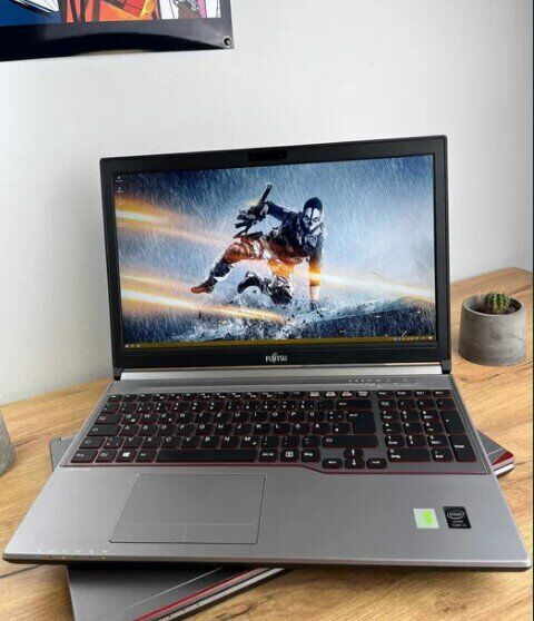 Ноутбук Fujitsu LifeBook E754 / 15.6&quot; (1920x1080) IPS / Intel Core i5-4300M (2 (4) ядра по 2.6 - 3.3 GHz) / 16 GB DDR4 / 512 GB SSD / Intel HD Graphics 4600 / WebCam / Win 10 Pro - 2