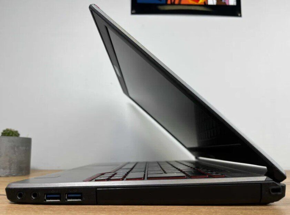 Ноутбук Fujitsu LifeBook E734 / 13.3&quot; (1366x768) TN / Intel Core i5-4210M (2 (4) ядра по 2.6 - 3.2 GHz) / 8 GB DDR3 / 128 GB SSD / Intel HD Graphics 4600 / WebCam / Win 10 - 5