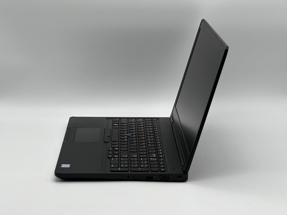 Ультрабук Dell Latitude 5590 / 15.6&quot; (1920x1080) IPS / Intel Core i5-8350U (4 (8) ядра по 1.7 - 3.6 GHz) / 16 GB DDR4 / 240 GB SSD / Intel UHD Graphics 620 / WebCam / USB 3.1 / HDMI - 3