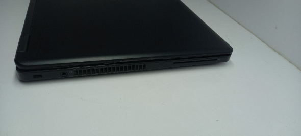 Ноутбук Б-класс Dell Latitude E5450 / 14&quot; (1600x900) TN / Intel Core i5-5300U (2 (4) ядра по 2.3 - 2.9 GHz) / 8 GB DDR3 / 256 GB SSD / Intel HD Graphics 5500 / WebCam / HDMI - 4