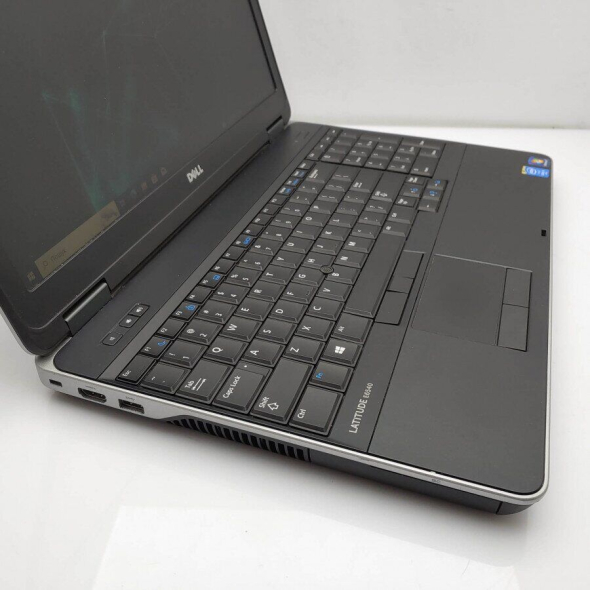 Ноутбук Dell Latitude E6540 / 15.6&quot; (1366x768) TN / Intel Core i5-4310M (2 (4) ядра по 2.7 - 3.4 GHz) / 8 GB DDR3 / 128 GB SSD / Intel HD Graphic 4600 / WebCam / DVD-ROM / Windows 10 Pro - 4