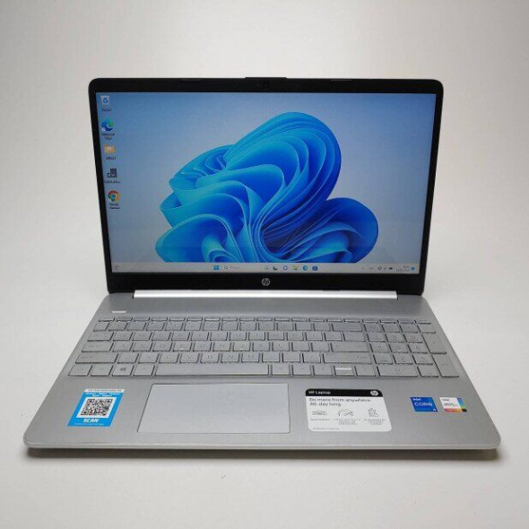 Ноутбук HP Pavilion 15-dy2037nr / 15.6&quot; (1366x768) TN / Intel Core i5-1135G7 (4 (8) ядра по 4.2 GHz) / 8 GB DDR4 / 240 GB SSD / Intel Iris X Graphics / WebCam / Win 11 Home - 2