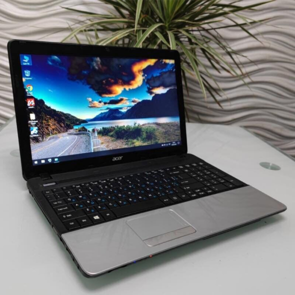 Ноутбук Б-класс Acer 1-151 / 15.6&quot; (1366x768) TN / Intel Pentium B960 (2 ядра по 2.2 GHz) / 4 GB DDR3 / 128 GB SSD / Intel HD Graphics / WebCam / VGA - 3