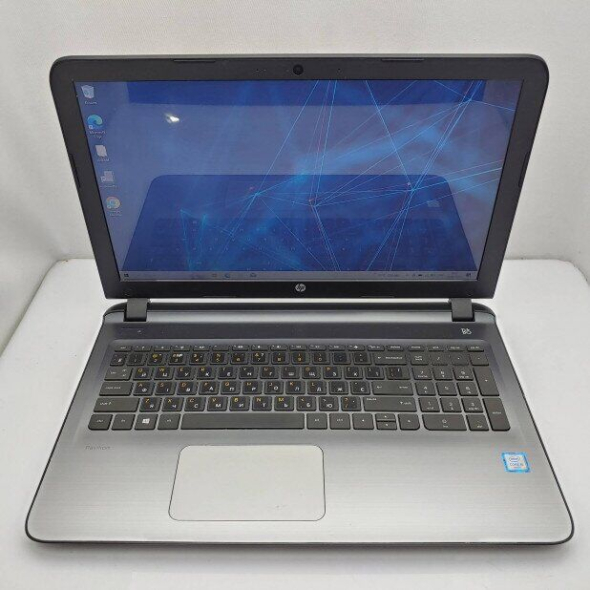 Ноутбук HP Pavilion 15t-ab200 / 15.6&quot; (1366x768) TN / Intel Core i5-6200U (2 (4) ядра по 2.3 - 2.8 GHz) / 8 GB DDR3 / 240 GB SSD / Intel UHD Graphics 520 / WebCam / Win 10 Home - 2